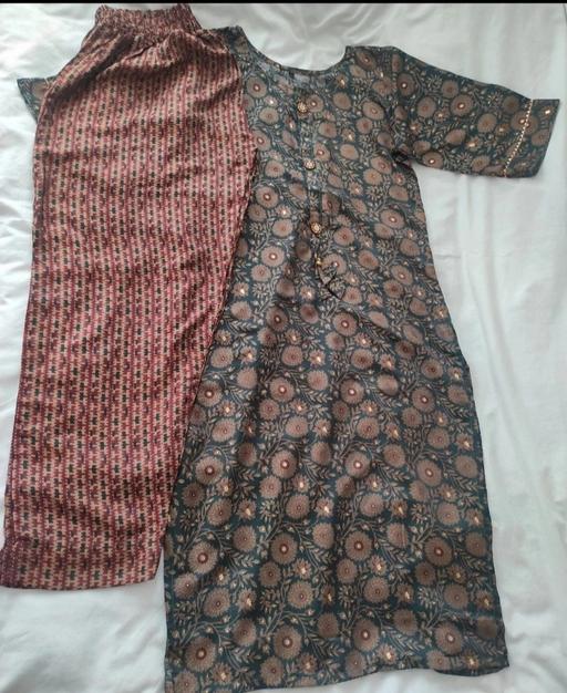  — brand new two piece suite