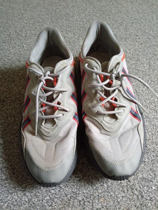  — size 12uk Adidas Oswego trainers