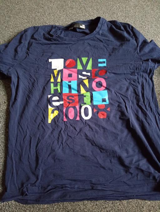  — 3xl MOSCHINO T-SHIRT