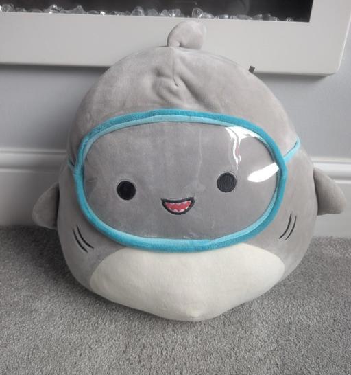  — squishmallow Gordon the shark