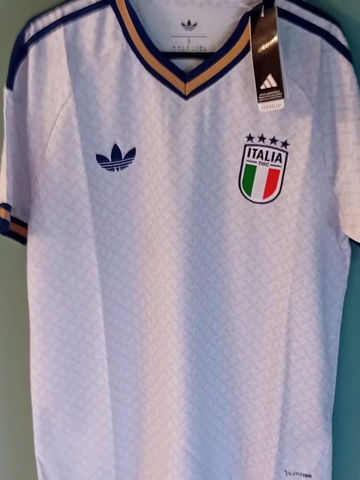  — Italy white football top 2026