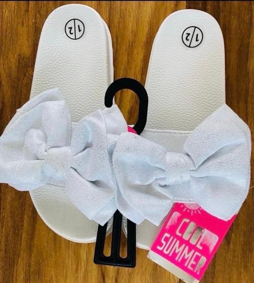  — Girls sliders size 1-2