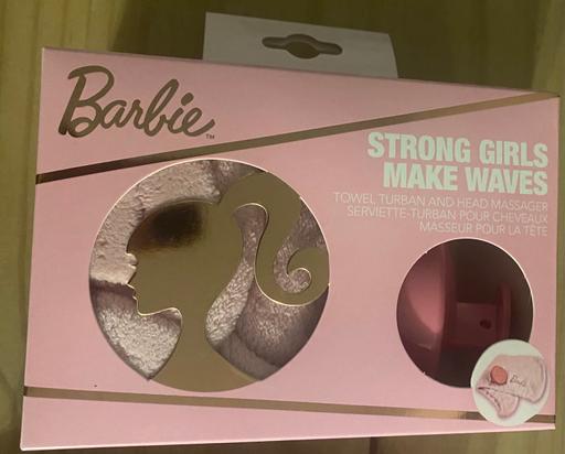  — Barbie gift set