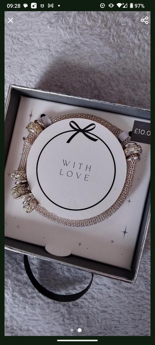  — women bracelet