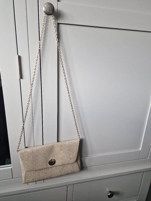 — beautiful gold sparkle clutch shoulder bag