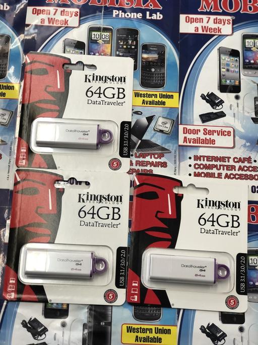  — 64GB USB Flash Drive Data Traveler Kingston