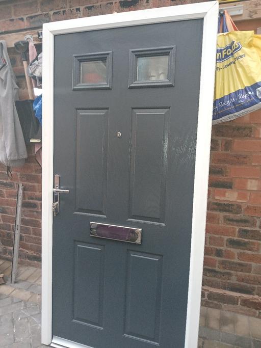  — compersite front door mint like new