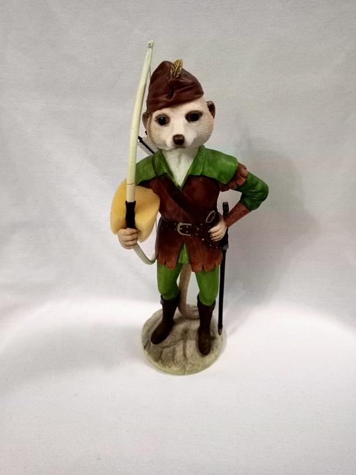  — COUNTRY ARTISTS MAGNIFICENT MEERKATS ROBIN.