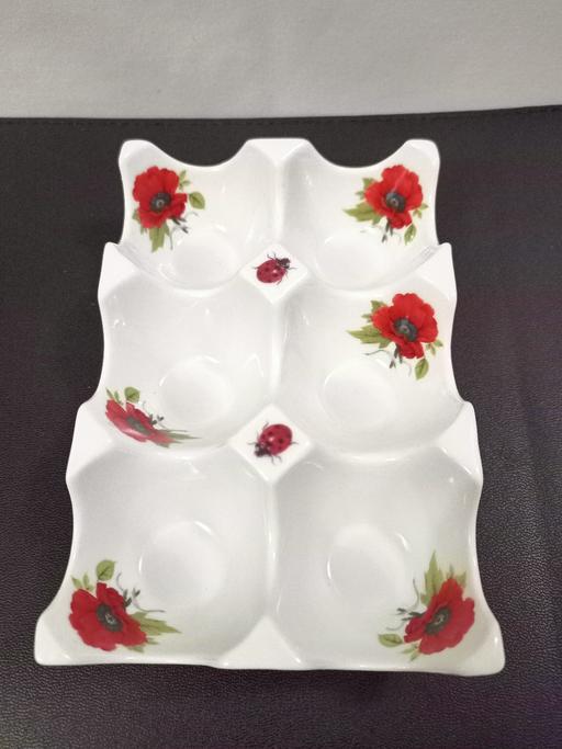  — LOUISE WILDE POPPY/LADYBUG EGG HOLDER.