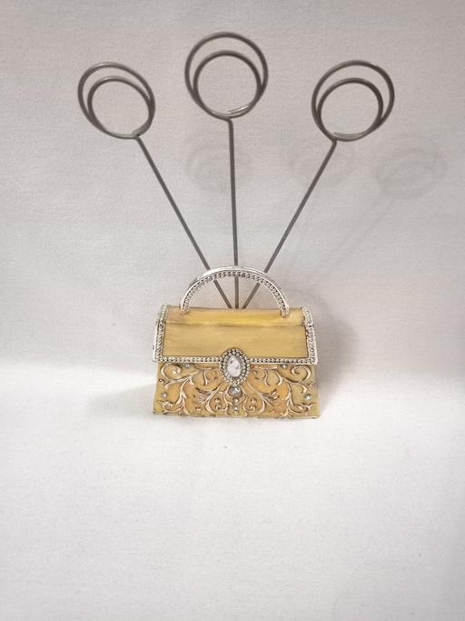  — ENAMELED HANDBAG STYLE PHOTO HOLDER.