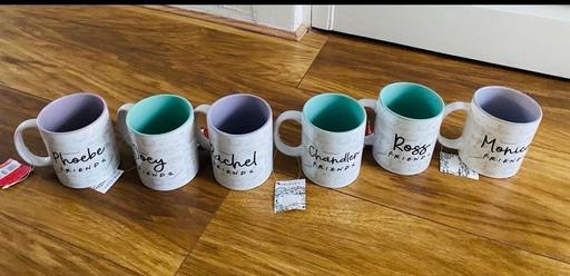  — Friends mugs