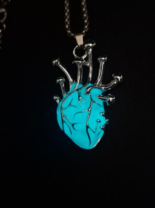  — Glow in the dark Gothic Heart Necklace