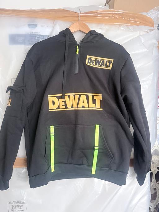  — DeWalt hoodie XL