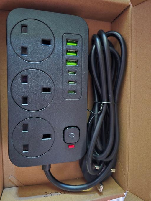  — 9 in 1 power socket 2M Black