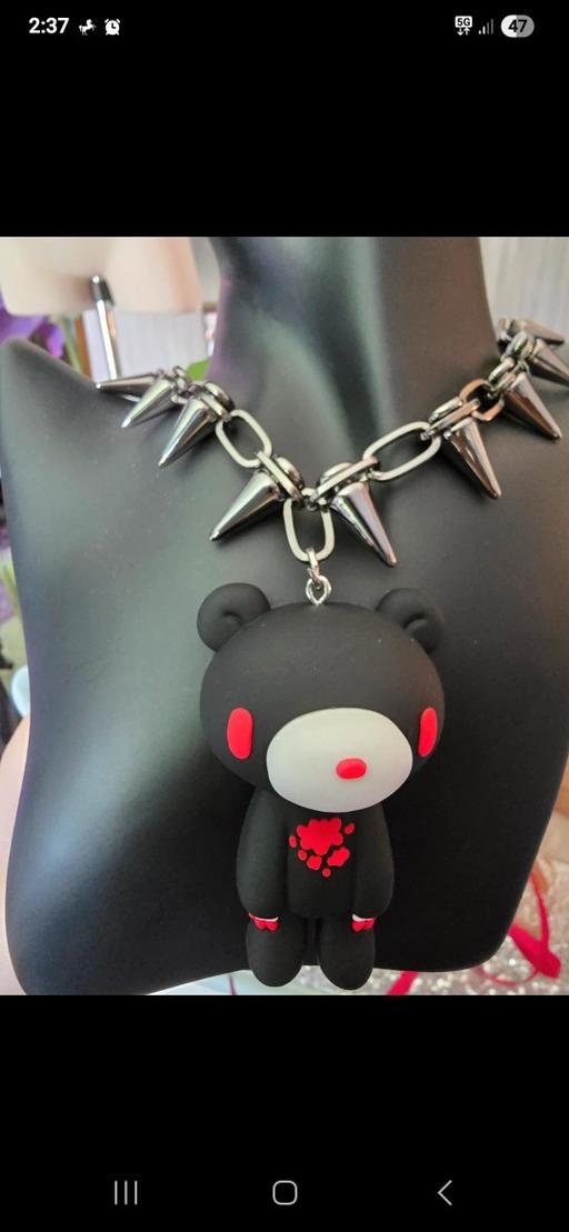  — Necklace Bear Gothic