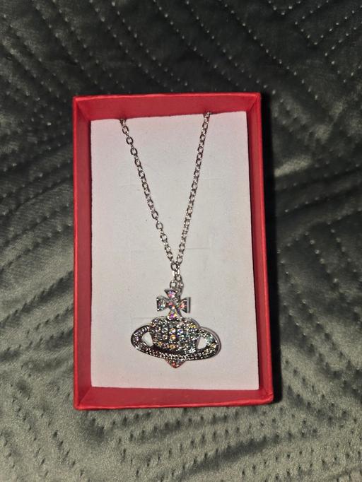  — brand new necklace