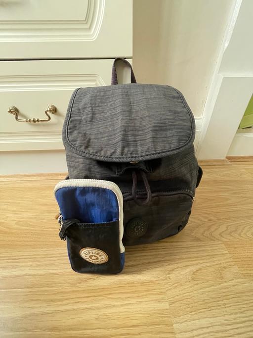  — Kipling medium city Backpack