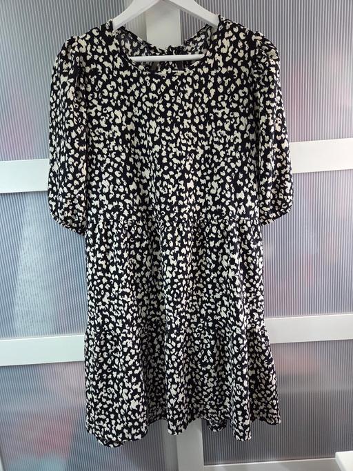  — Size 16 GEORGE dress