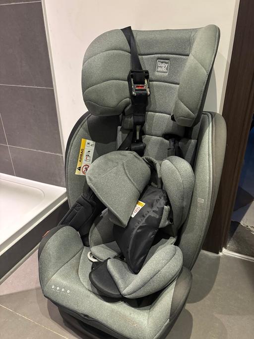  — Car seat