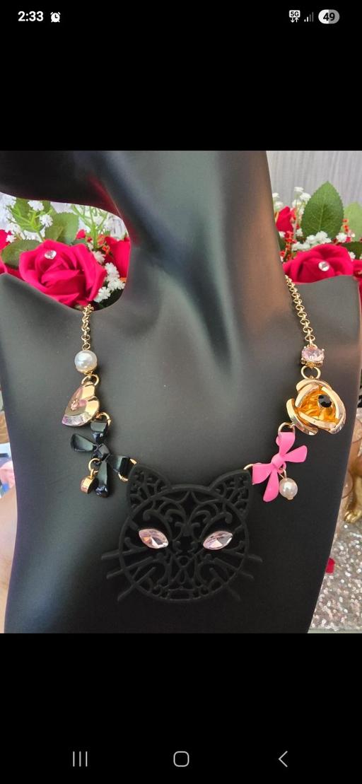  — Cat necklace 😍