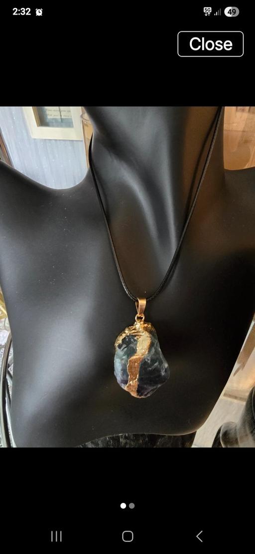  — Stunning necklace with natural stone