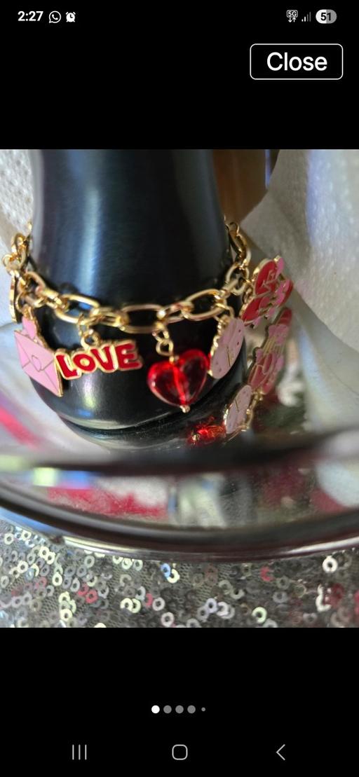  — Bracelet pendant