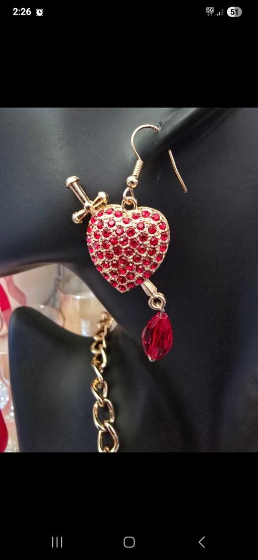  — Heart ❤️  earrings and necklace set