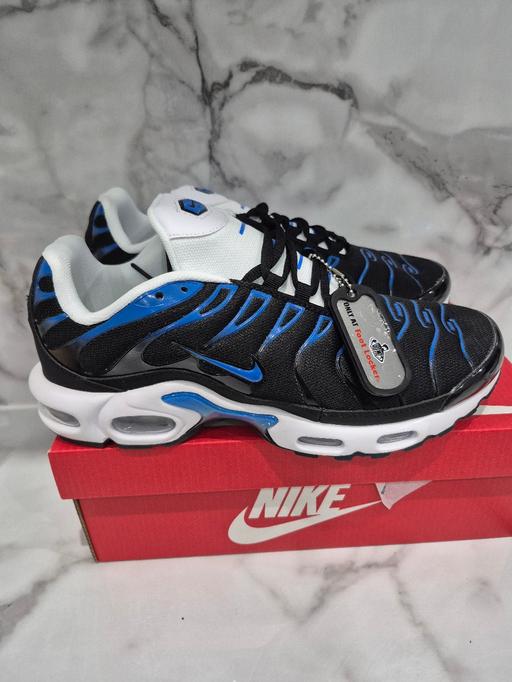  — nike Tns trainers