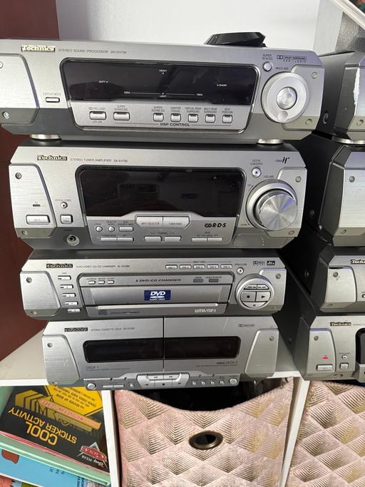  — Technics stereo separates