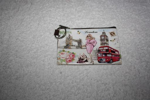  — coin purse