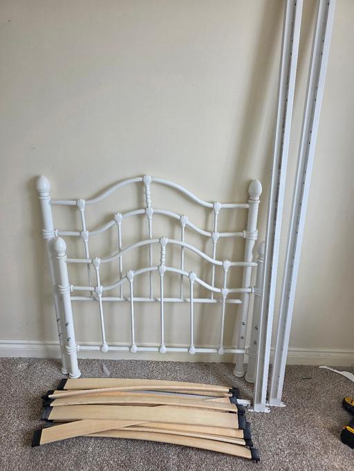  — single bed frame