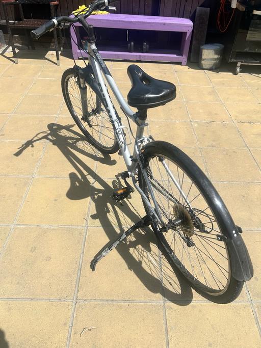  — 28 inch bike