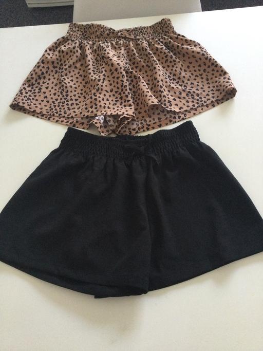 — 2pairs shorts age 10