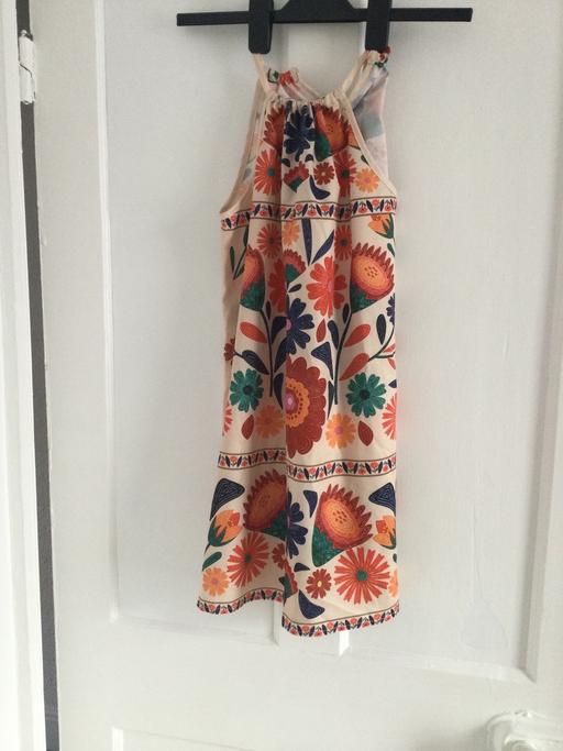  — Girls dress age 10