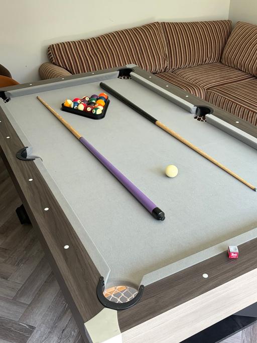  — Pool table 6ft