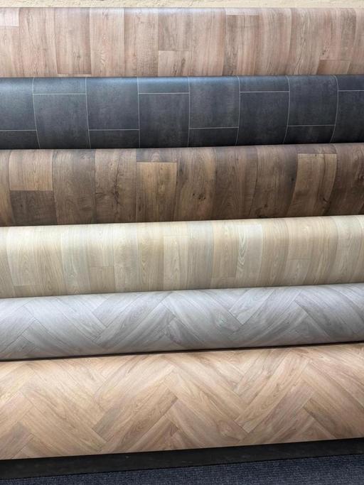  — WOOD EFFECT VINYL FLOORING