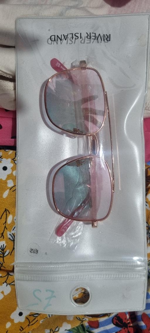  — Kids River Island Sunglasses