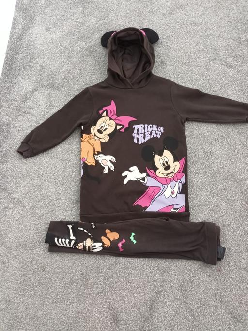  — GIRLS TOP AND BOTTOMS