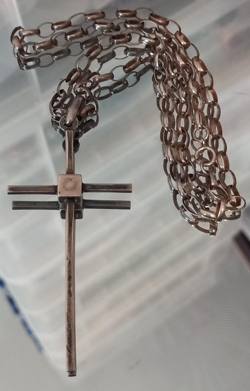  — Vintage sterling silver minimalist cross