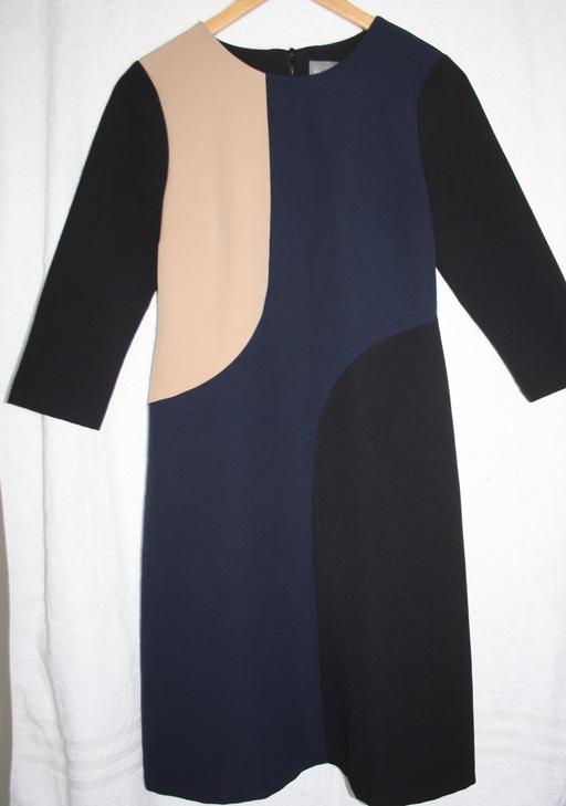  — Phase Eight dress size 10