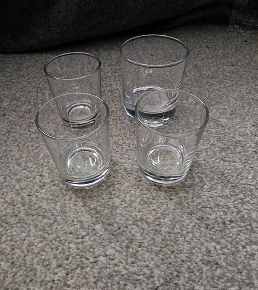  — 4x Glasses