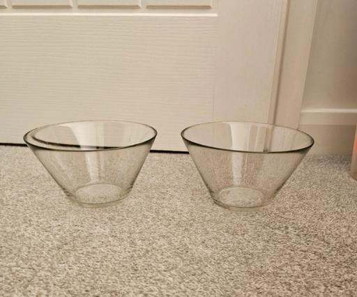  — Glass bowls