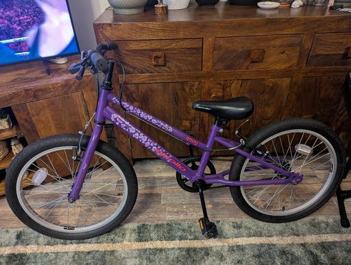  — 20 inch wheel Apollo bike