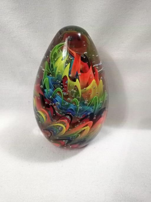  — STUDIO ART GLASS RAINBOW PAPERWEIGHT.
