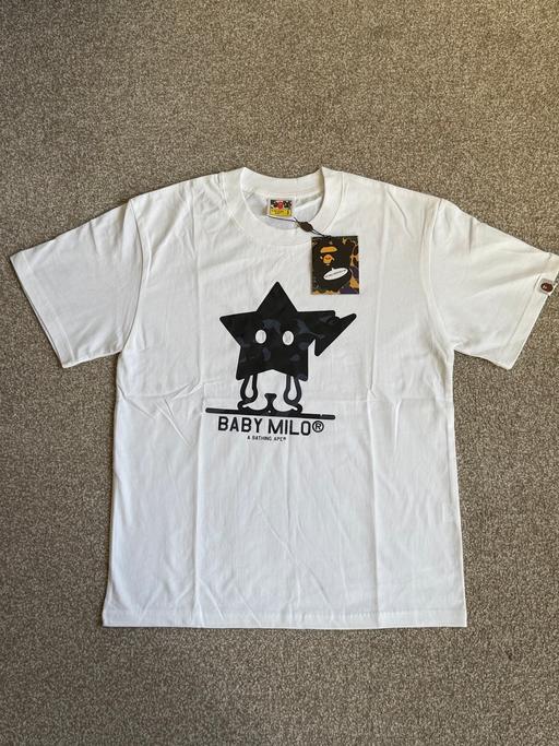  — Bapesta (A Bathing Ape) Baby milo T-shirt.