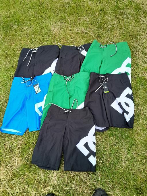  — 7 pairs new dc kids shorts