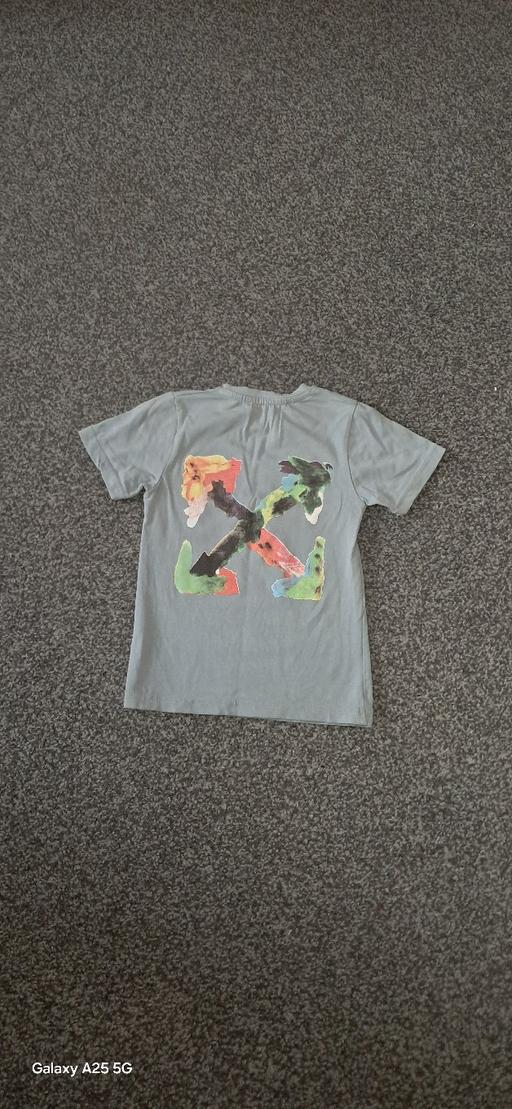  — off white top age 2-3 years