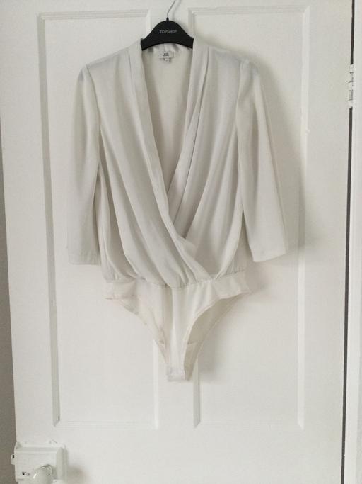 — River Island blouse size S