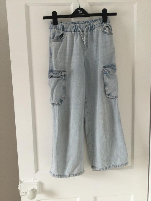  — Baggy jeans age 10/11