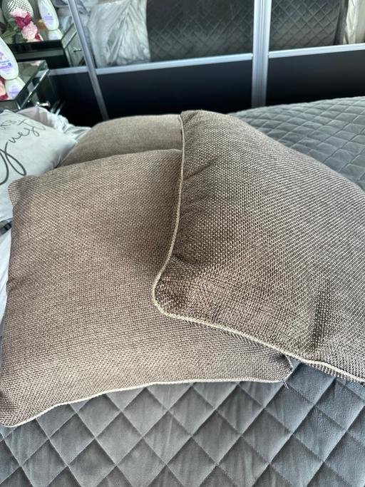 — Next cushions x 3
